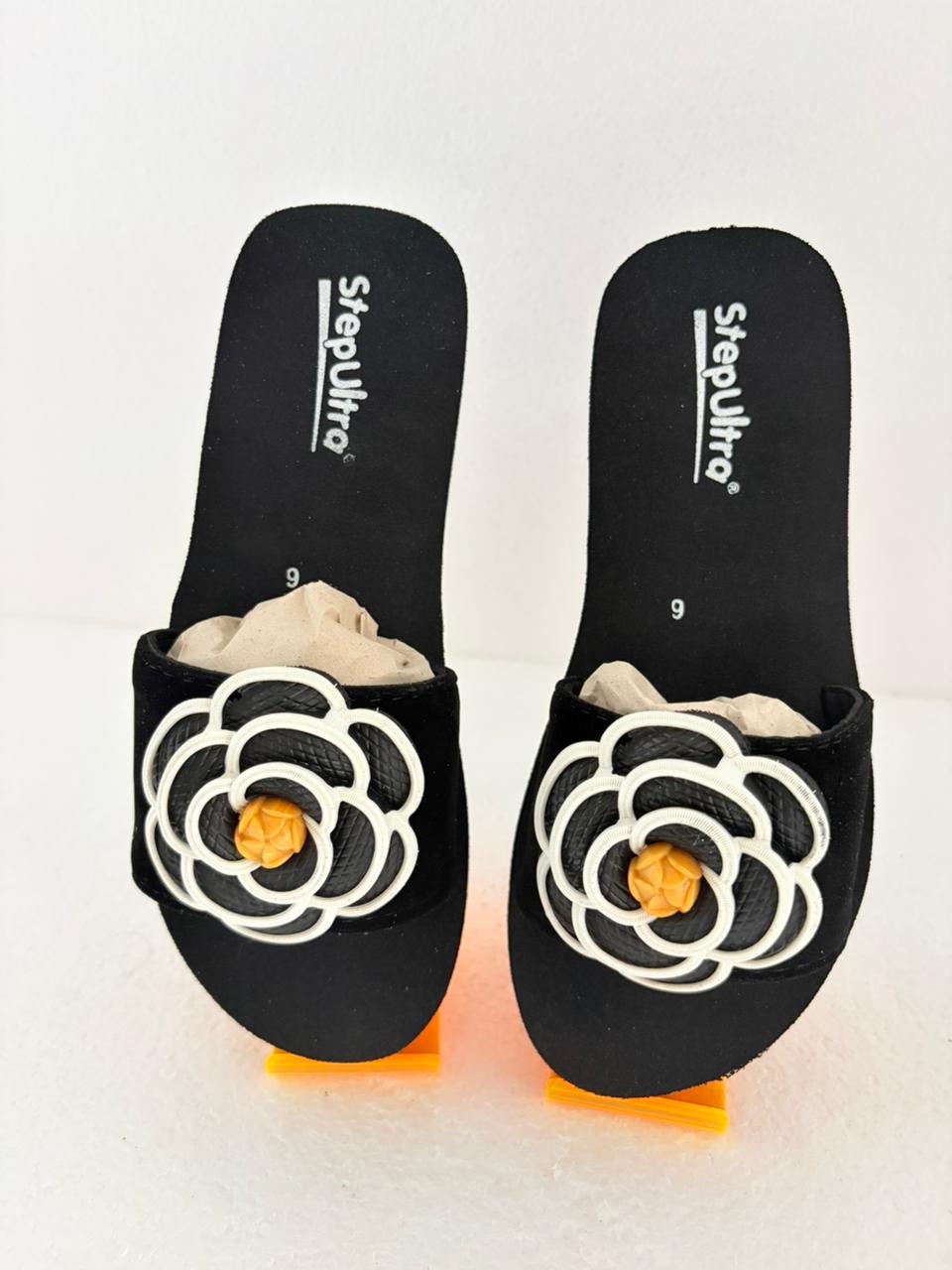 Trendy Black Floral Slip-On Flats for Women | Lightweight Casual Comfort Sliders
