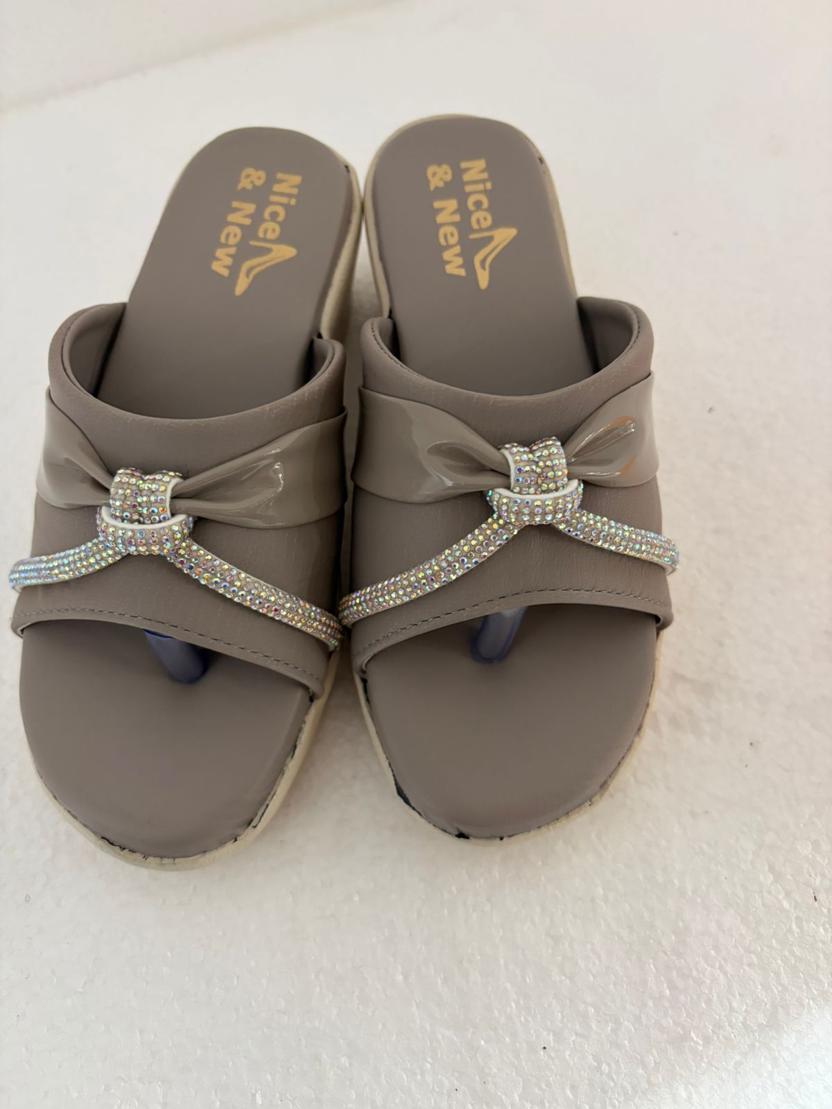Women’s Stylish Grey Bow Toe-Ring Slippers | Rhinestone Casual Daily Wear Comfortable Flip Flops