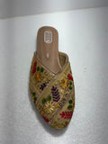 Vinayak Footwear Traditional Indian Mojari for Wedding | Sparkly Bridal Juttis for Lehenga (Copy)