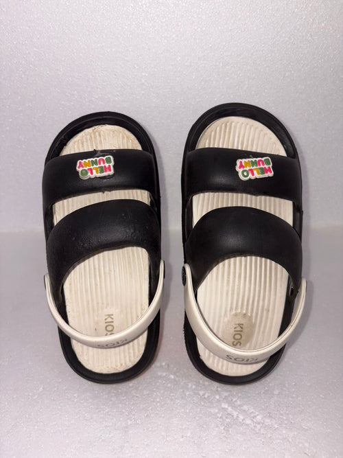 Comfortable Flip Flops & Croc Sandals | Best Daily Wear Shoes for Women