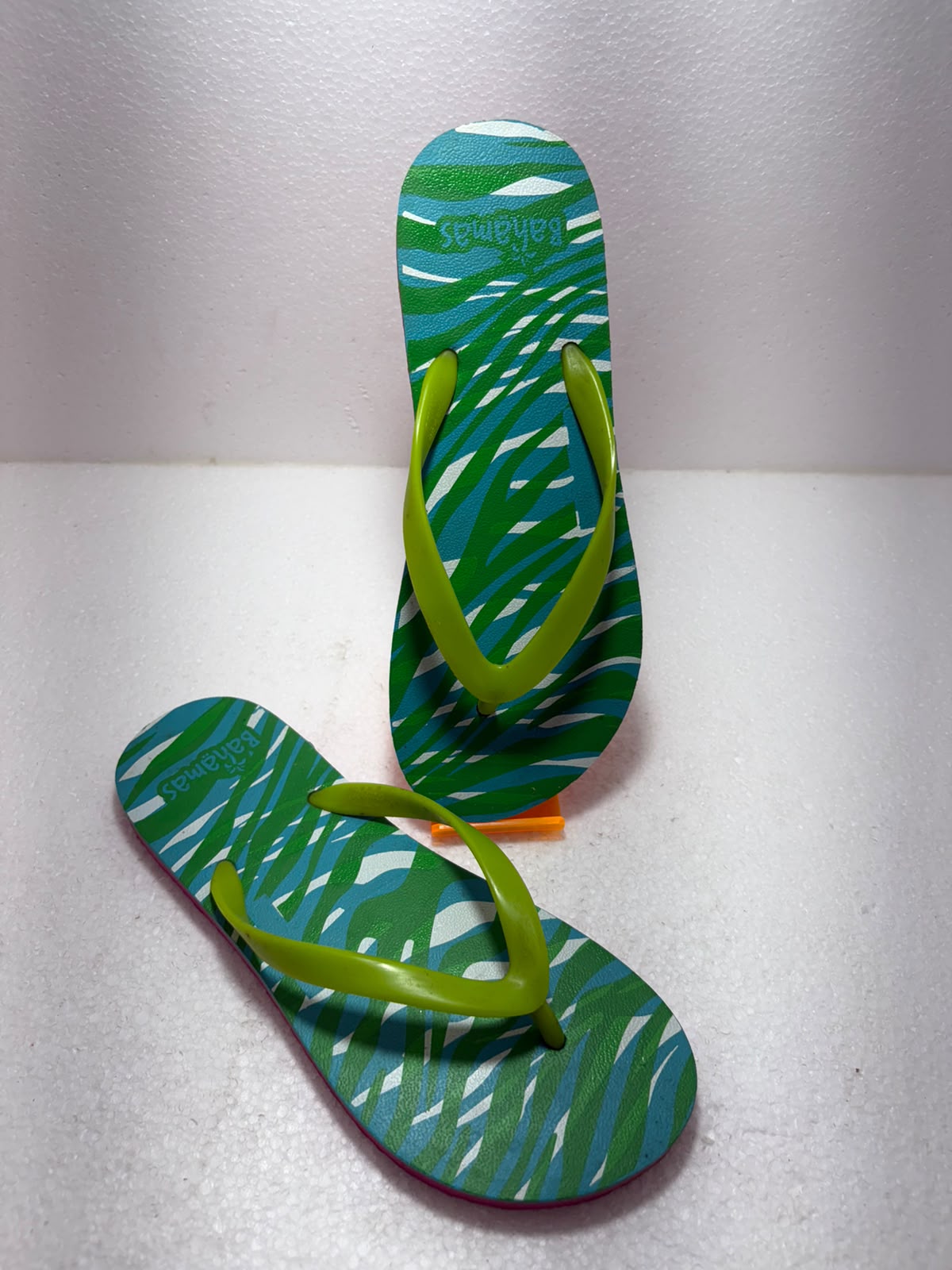 Stylish Women’s Printed Flip-Flops – Vibrant Green & Blue Summer Beach Sandals for Casual Daily Wear