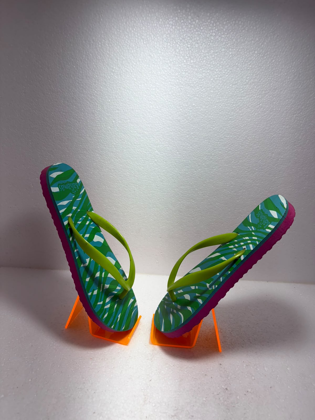Stylish Women’s Printed Flip-Flops – Vibrant Green & Blue Summer Beach Sandals for Casual Daily Wear