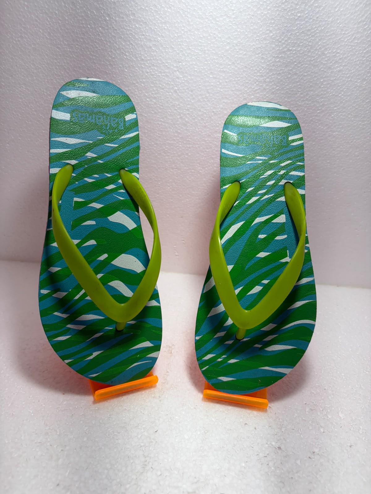 Stylish Women’s Printed Flip-Flops – Vibrant Green & Blue Summer Beach Sandals for Casual Daily Wear