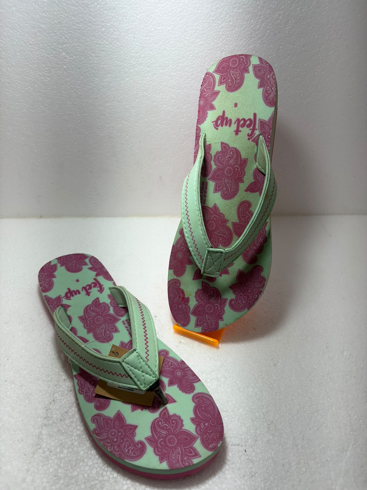 Stylish Women's Floral Printed Flip-Flops – Soft & Comfortable Daily Wear Slippers for Home & Casual Use