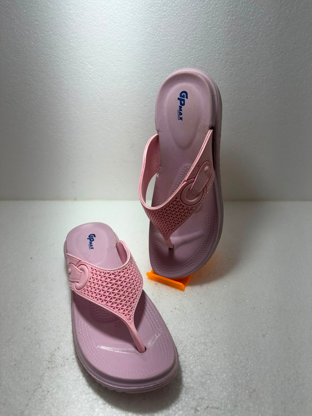 Women’s Lightweight Soft Cushion Flip Flops | Stylish Pink Casual Slippers for Daily Wear | Anti-Skid Comfortable Thong Sandals