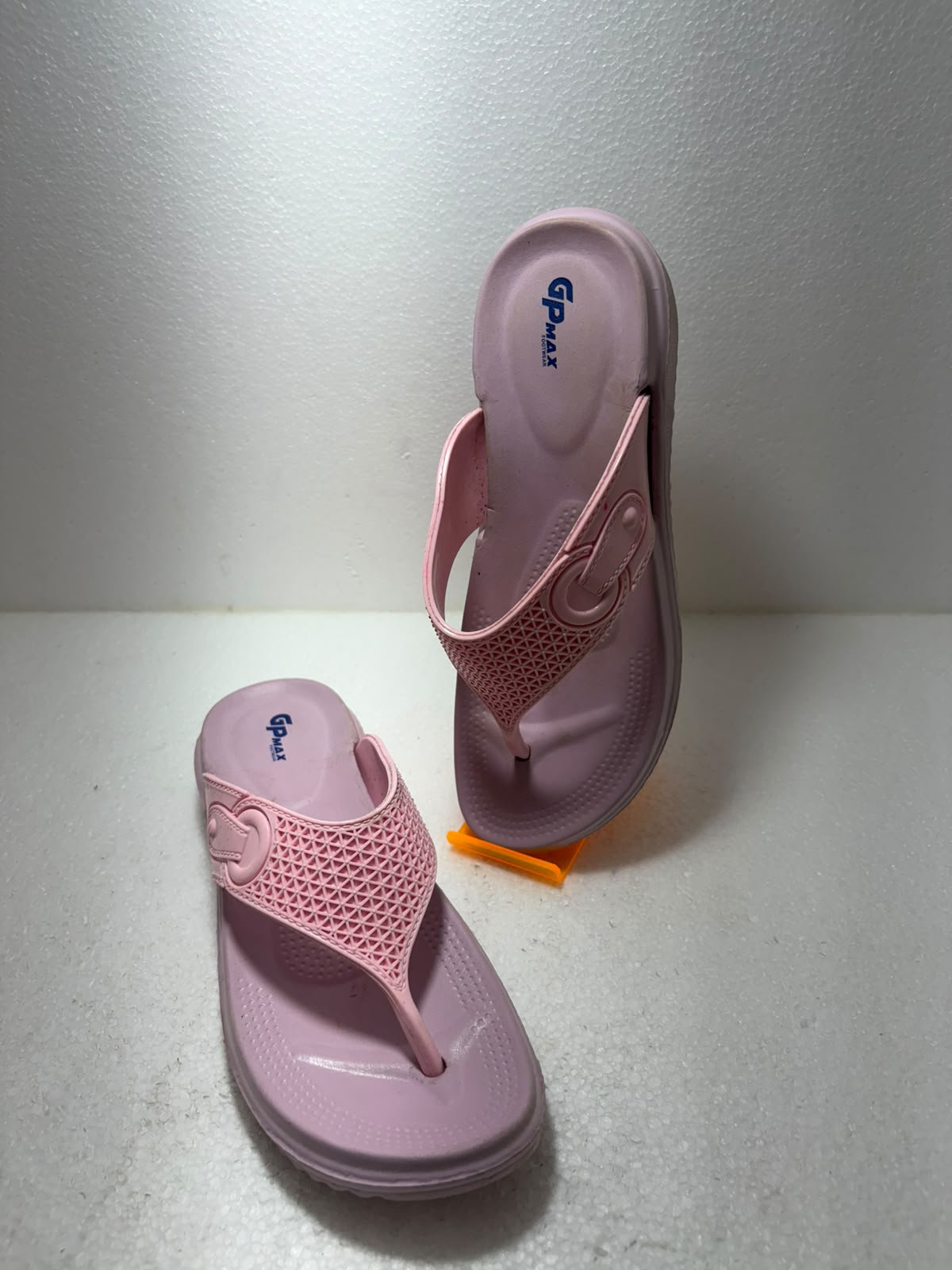Women’s Lightweight Soft Cushion Flip Flops | Stylish Pink Casual Slippers for Daily Wear | Anti-Skid Comfortable Thong Sandals