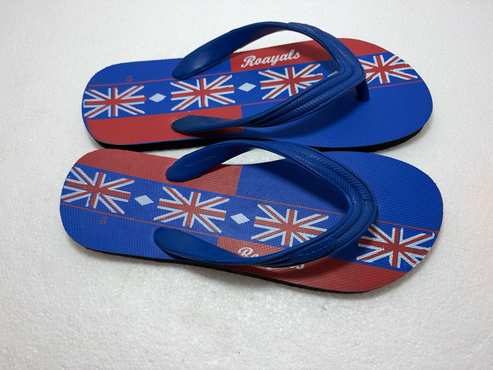 Royals Men's Printed Flip Flops | Lightweight Casual Slippers for Men | Soft Comfortable Daily Wear Beach Sandals | Blue & Red