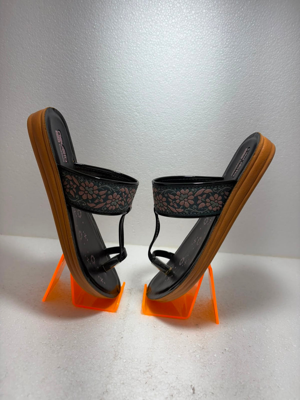 Stylish Women’s Black Soft Cushion Sandals – Elegant Floral Embellished Daily Wear Chappal