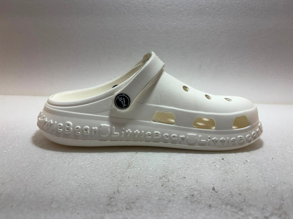 Ultra-Comfortable White Clogs for Men & Women – Lightweight, Breathable & Anti-Slip Daily Wear Sandals