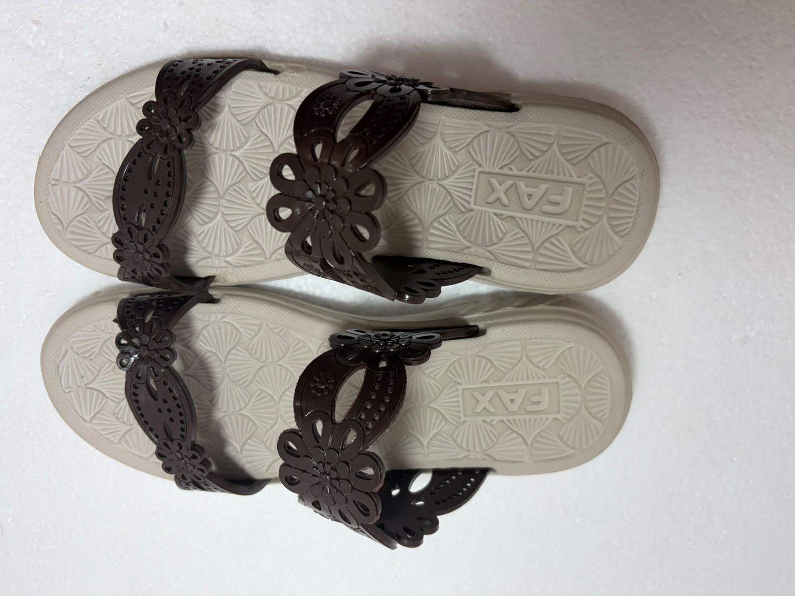 Women’s Stylish Floral Toe-Ring Sandals | Lightweight Soft Sole Casual Daily Wear Flip Flops for Women & Girls | Beige & Brown