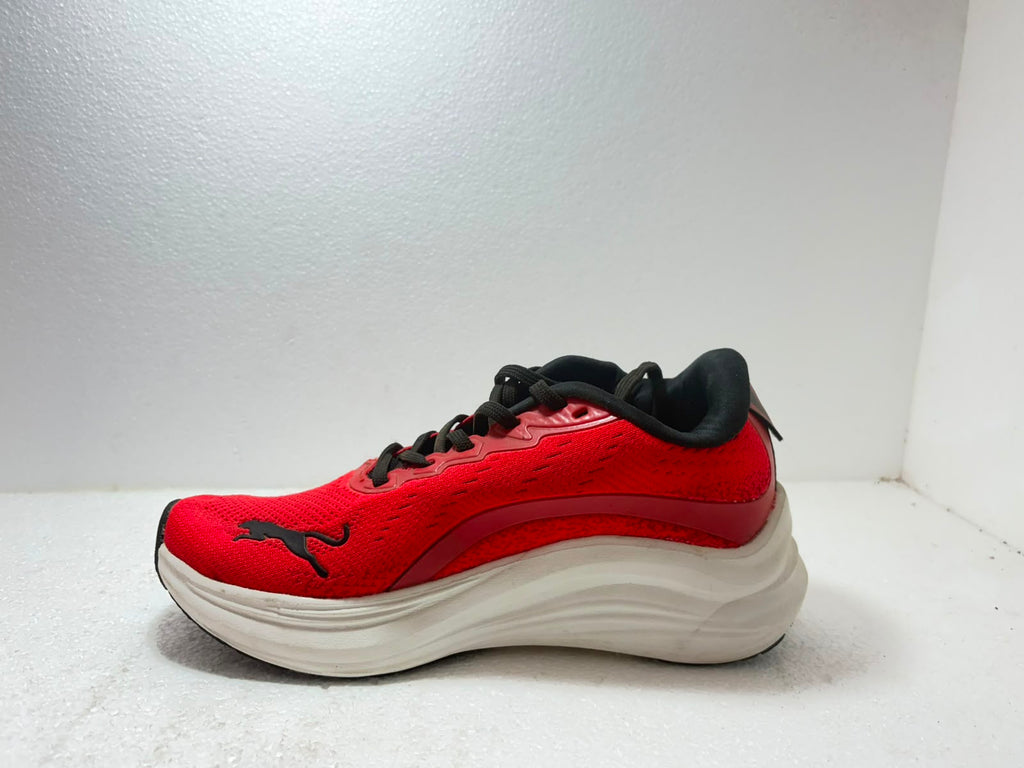 Men's Lightweight Sports Running Shoes | Breathable Mesh Lace-Up Sneakers | Soft Cushioned Anti-Slip Casual Walking Shoes | Red