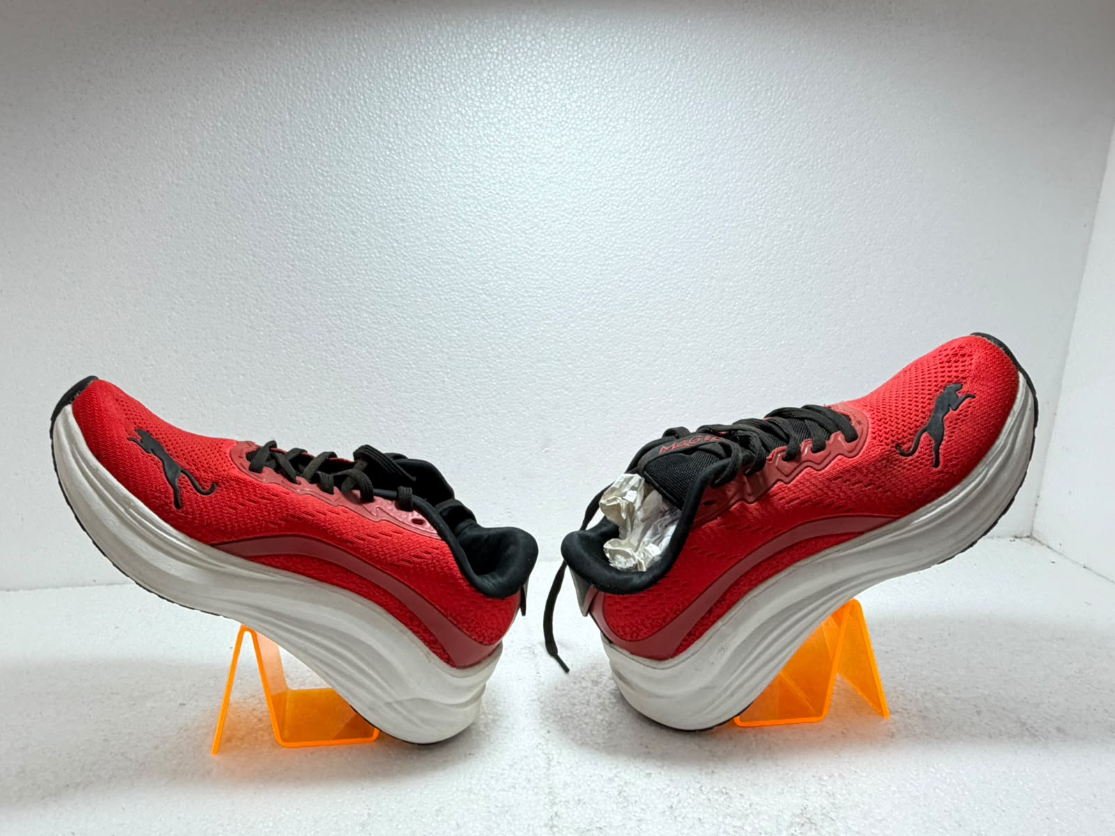 Men's Lightweight Sports Running Shoes | Breathable Mesh Lace-Up Sneakers | Soft Cushioned Anti-Slip Casual Walking Shoes | Red